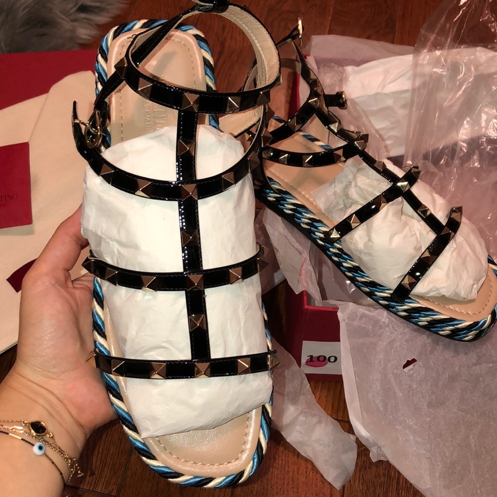 Brand New Valentino Flats